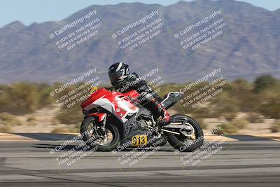 media/Oct-30-2025-Racers Edge (Thu) [[dabbdaf680]]/3-B Group/Session 4 (Turn 9 Side)/